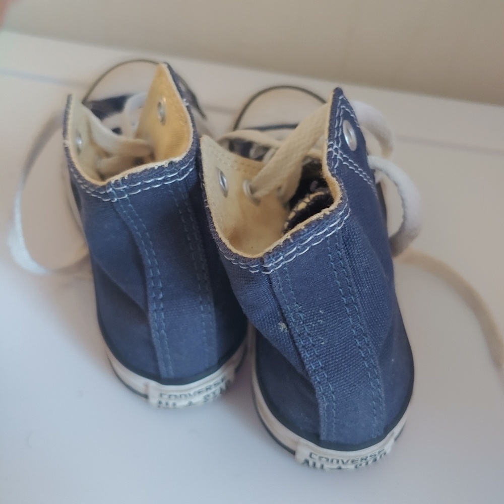 Shoes - Picture 2 of 3